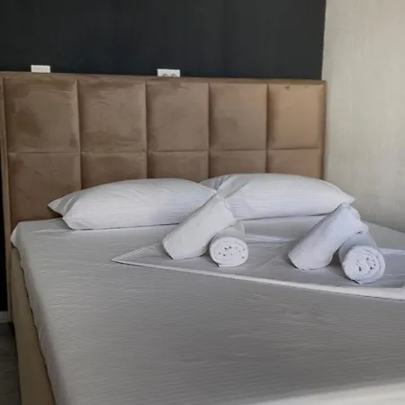 династія Hotel