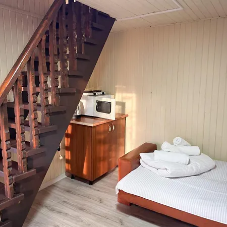 династія Hotel *